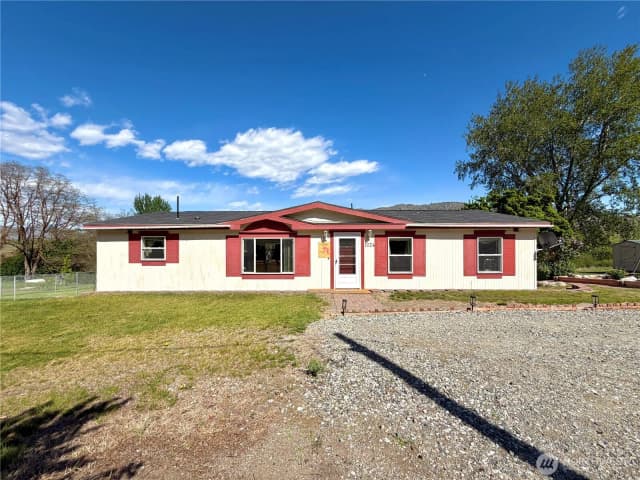 Property photo for 1024 Old Hwy 97, Brewster