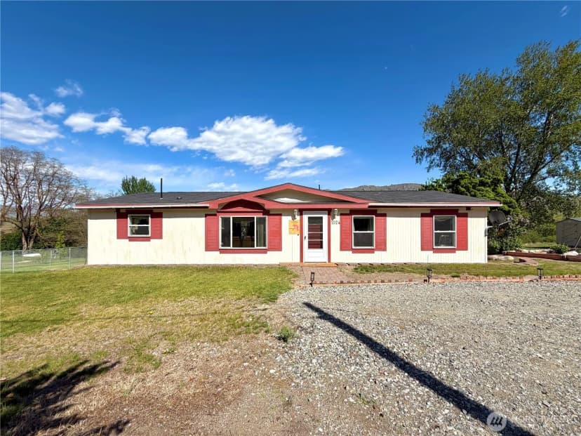 Property photo for 1024 Old Hwy 97, Brewster