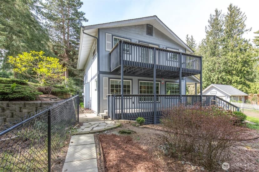 Property photo for 31 Salal Way, Sequim photo 2