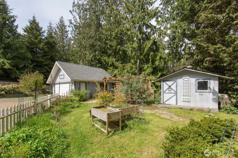 Property photo for 31 Salal Way, Sequim photo 30
