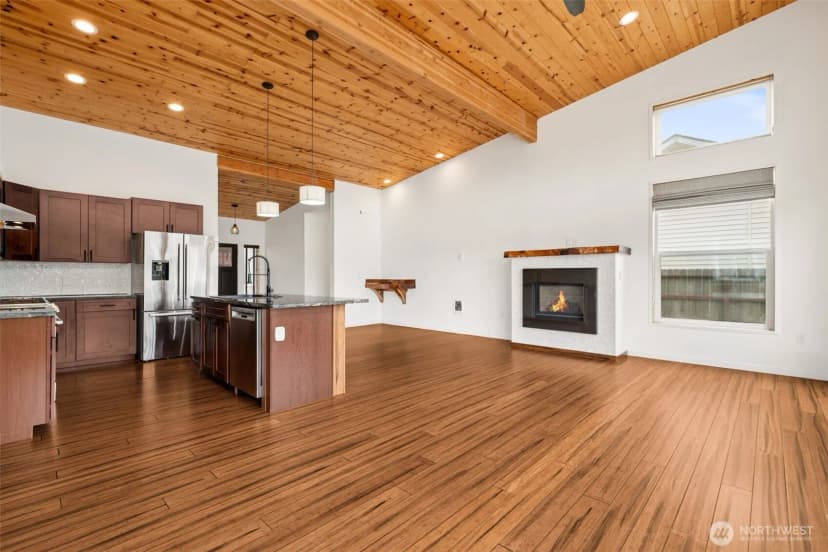 Property photo for 263 Canal Drive Ne, Ocean Shores photo 11