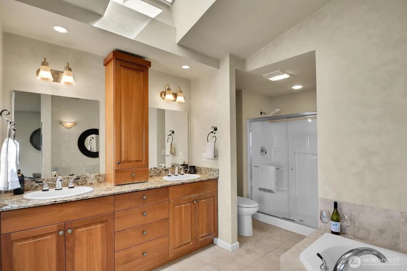 Property photo for 7103 156th Street Sw, Edmonds photo 21