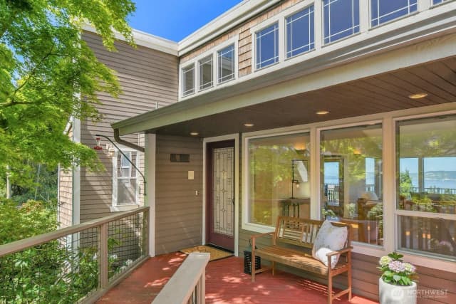 Property photo for 7103 156th Street Sw, Edmonds photo 3