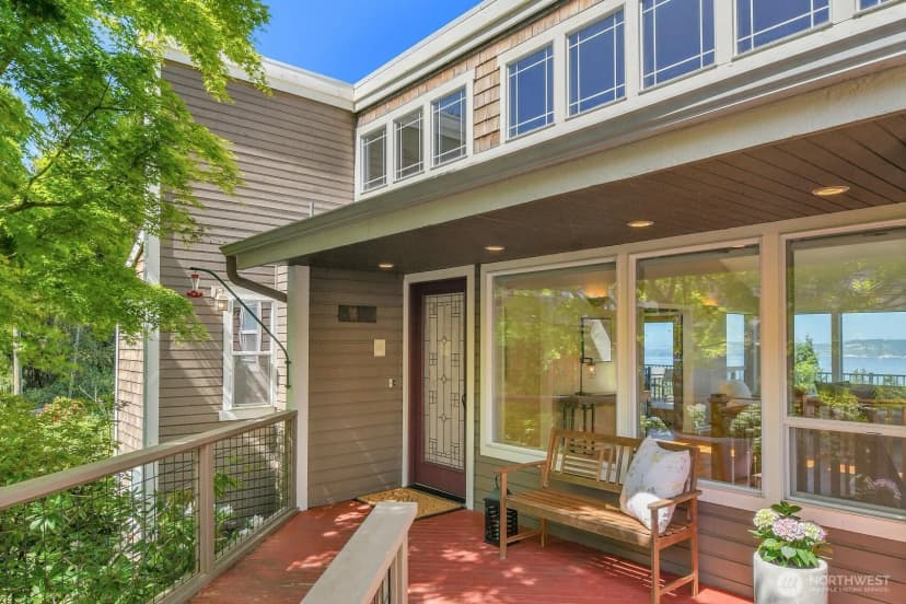 Property photo for 7103 156th Street Sw, Edmonds photo 3
