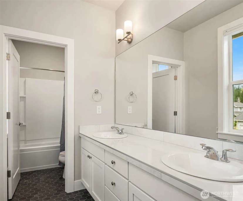 Property photo for 1367 Bandera Avenue Se, North Bend photo 26