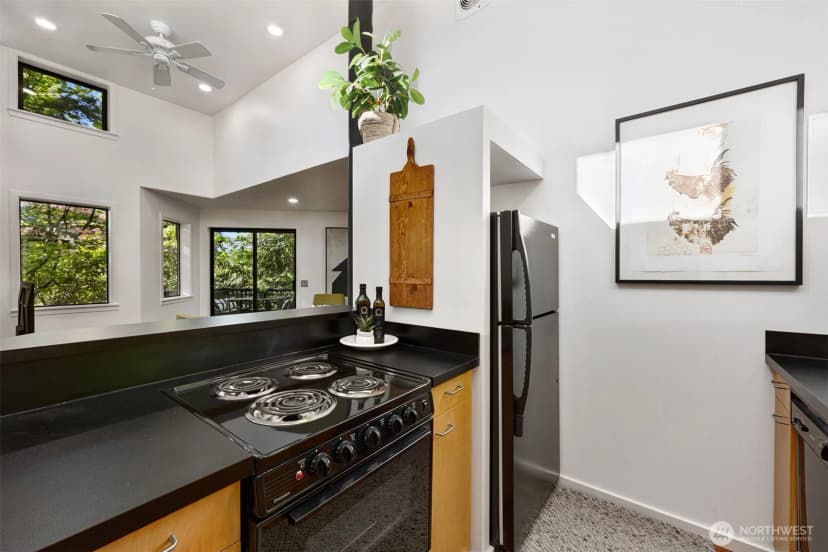 Property photo for 1506 E Horizon Drive, Mukilteo photo 10