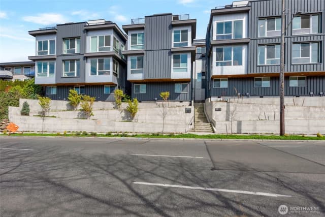 Property photo for 3406 15th Avenue W #c, Seattle photo 2