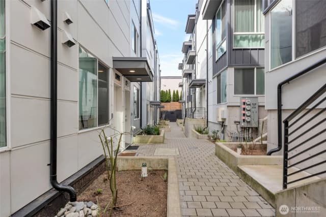 Property photo for 3406 15th Avenue W #c, Seattle photo 4