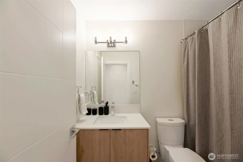 Property photo for 3406 15th Avenue W #c, Seattle photo 23