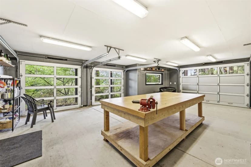 Property photo for 4019 131st Place Se, Bellevue photo 29