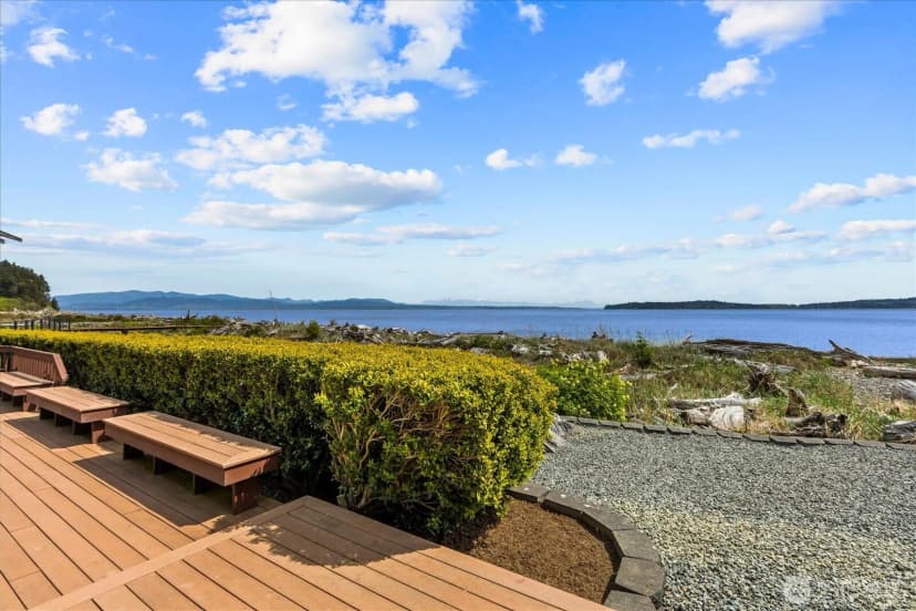 Property photo for 1808 E Lola Beach Lane, Oak Harbor photo 35
