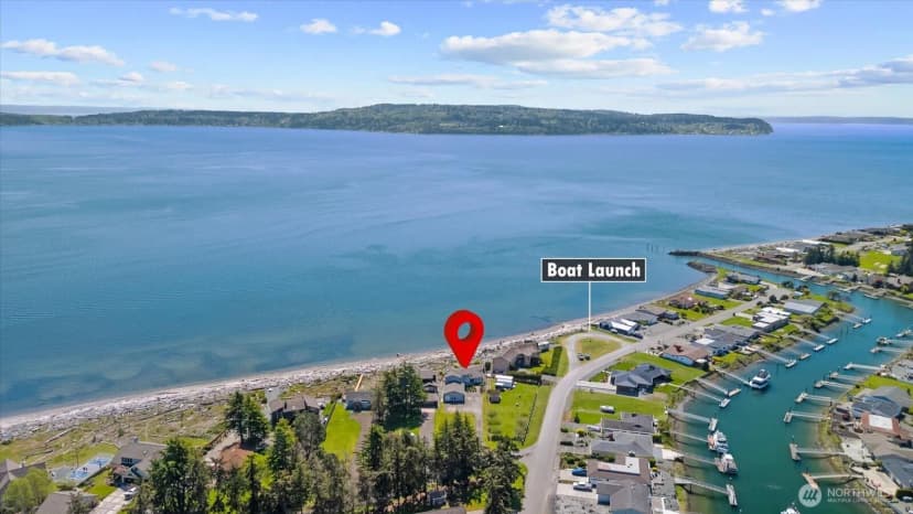 Property photo for 1808 E Lola Beach Lane, Oak Harbor photo 39