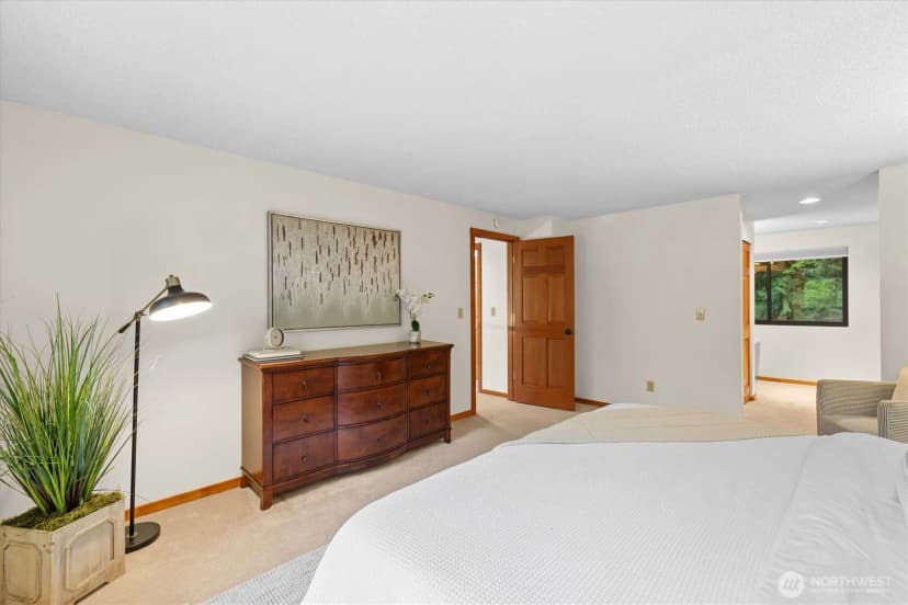 Property photo for 6923 237th Avenue Ne, Redmond photo 19