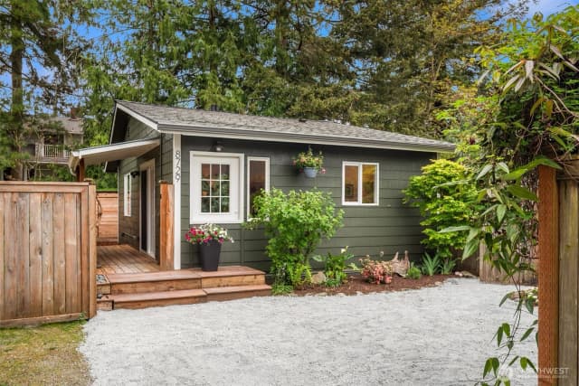 Property photo for 8729 12th Avenue Nw, Seattle photo 2