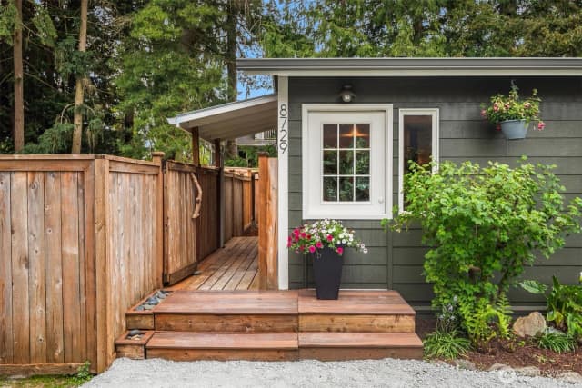 Property photo for 8729 12th Avenue Nw, Seattle photo 4