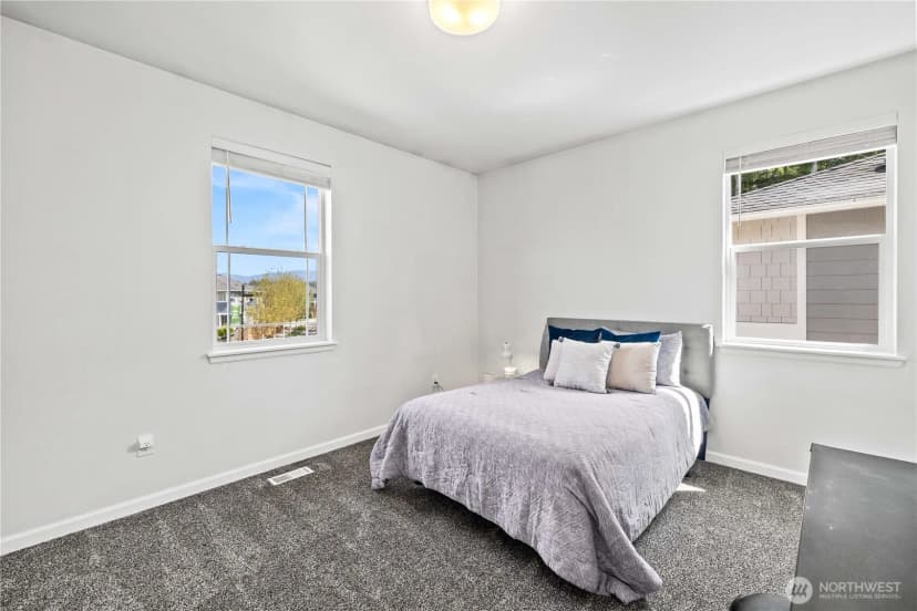 Property photo for 32943 Ash Avenue Se, Black Diamond photo 24