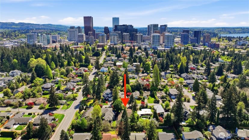 Property photo for 10630 Ne 18th Street, Bellevue photo 28