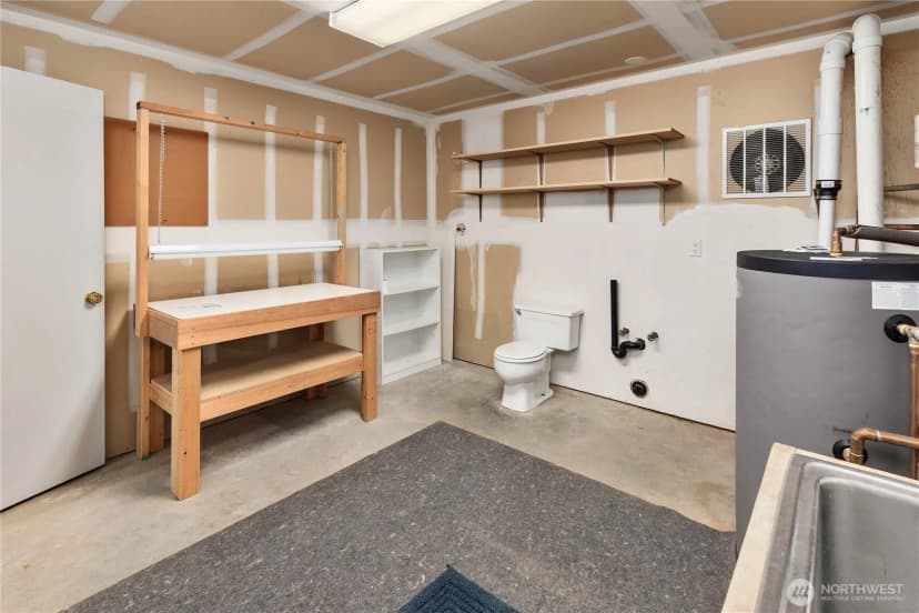 Property photo for 9633 Ne 28th Street, Clyde Hill photo 30