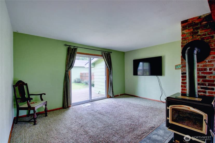 Property photo for 19023 23rd Avenue Ne, Arlington photo 9