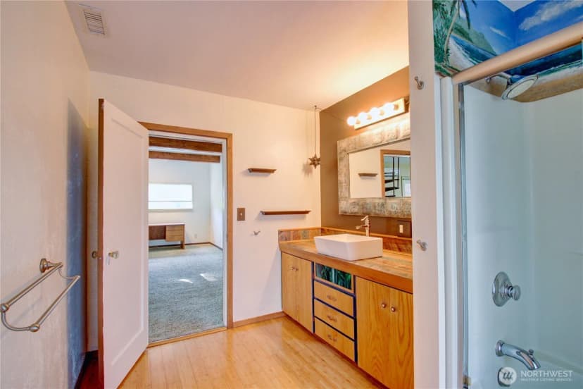 Property photo for 19023 23rd Avenue Ne, Arlington photo 15