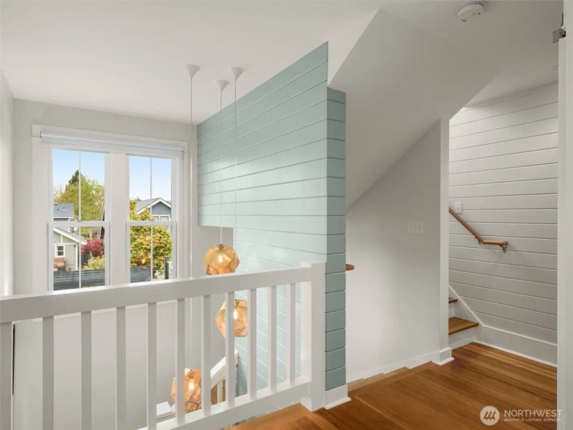 Property photo for 1909 4th Avenue N, Seattle photo 23