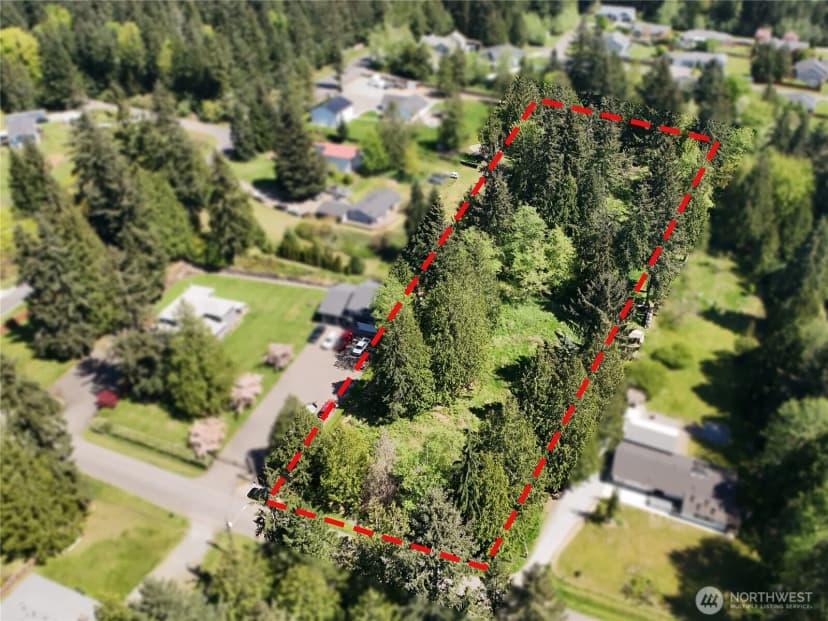 Property photo for 13821 30th Avenue Nw, Tulalip photo 3