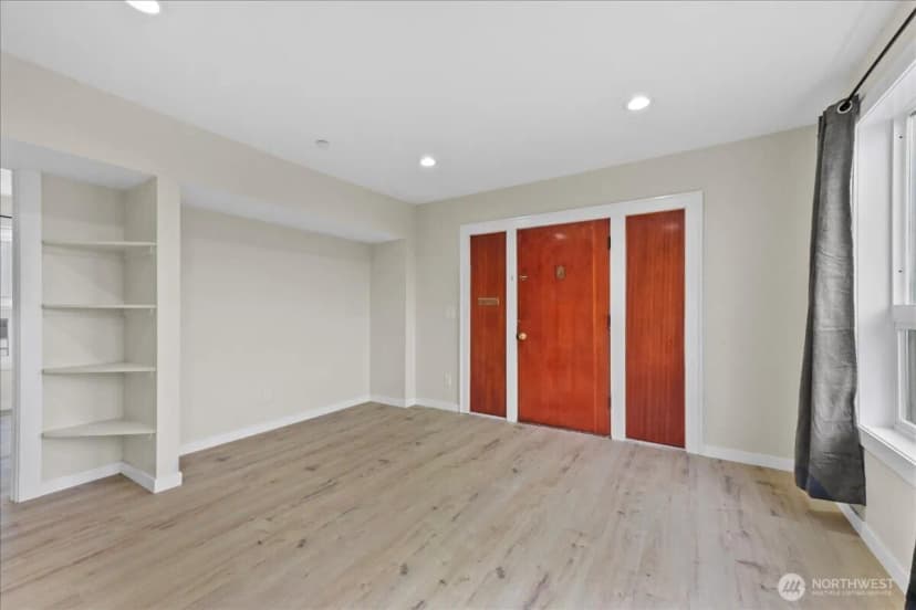 Property photo for 2202 20th Avenue S, Seattle photo 26
