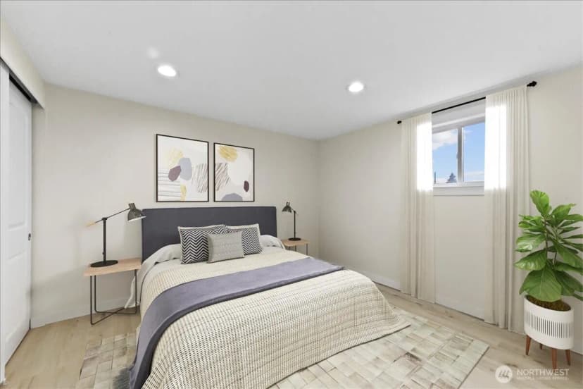 Property photo for 2202 20th Avenue S, Seattle photo 18