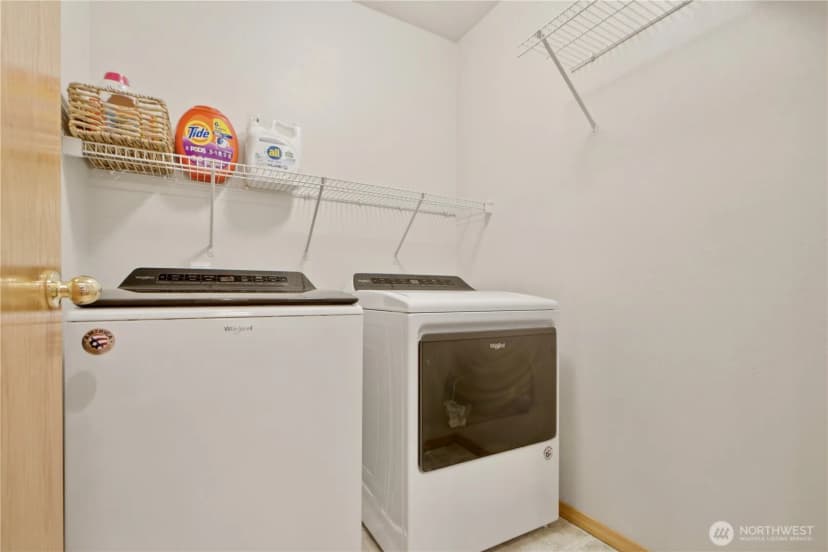 Property photo for 24713 233rd Place Se, Maple Valley photo 15