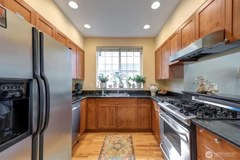 Property photo for 11023 Se 240 Street #c2, Kent photo 6
