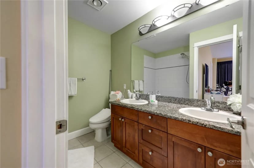 Property photo for 11023 Se 240 Street #c2, Kent photo 9
