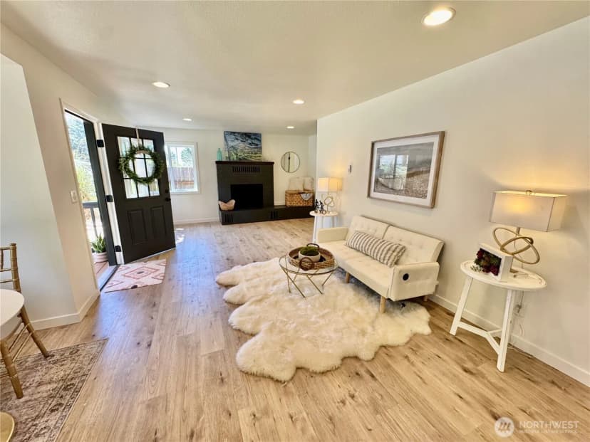 Property photo for 1405 184th Place, Long Beach photo 14