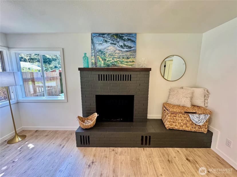 Property photo for 1405 184th Place, Long Beach photo 5