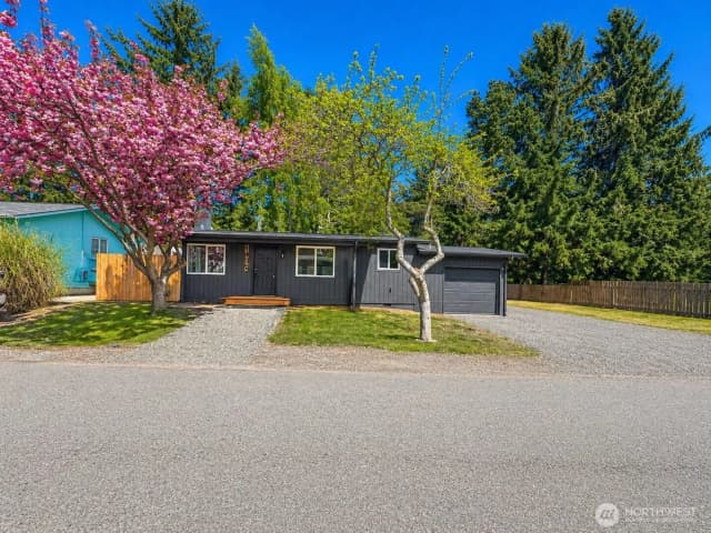 Property photo for 1405 184th Place, Long Beach
