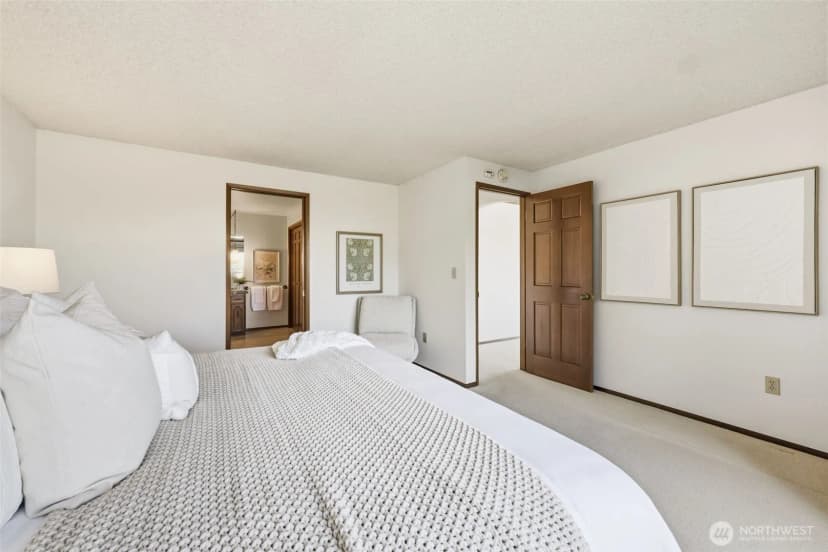 Property photo for 29646 2nd Avenue Sw, Federal Way photo 19