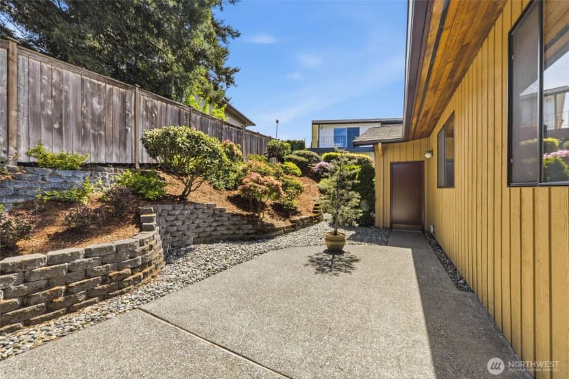 Property photo for 29646 2nd Avenue Sw, Federal Way photo 29