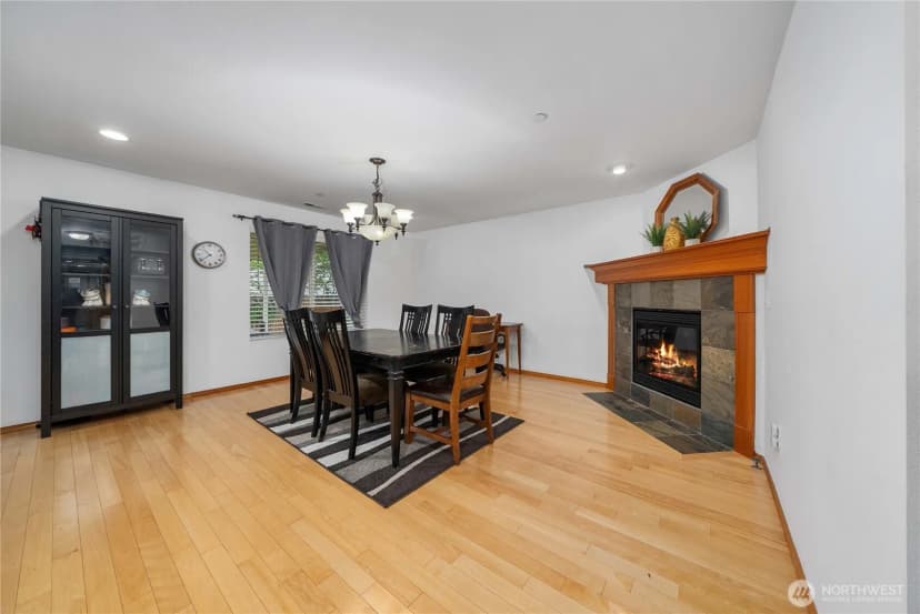 Property photo for 1926 Homan Avenue, Dupont photo 8