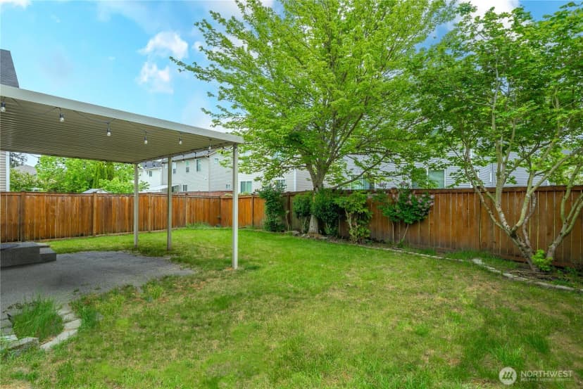 Property photo for 1926 Homan Avenue, Dupont photo 33