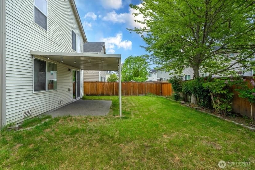 Property photo for 1926 Homan Avenue, Dupont photo 32