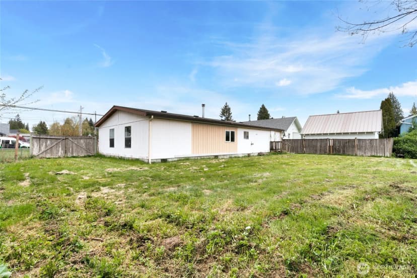 Property photo for 1133 State Street, Sedro Woolley photo 25
