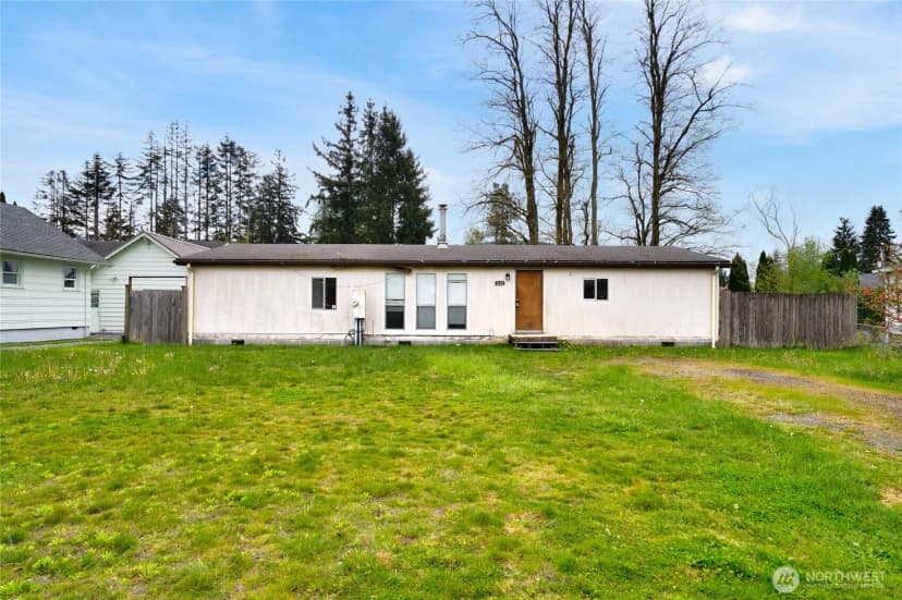Property photo for 1133 State Street, Sedro Woolley photo 2