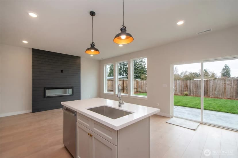 Property photo for 41 Sussex Court, Sequim photo 11