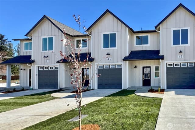 Property photo for 41 Sussex Court, Sequim photo 2