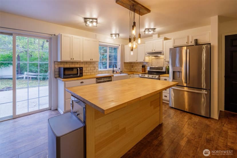 Property photo for 19617 21st Street Ct Sw, Lakebay photo 7