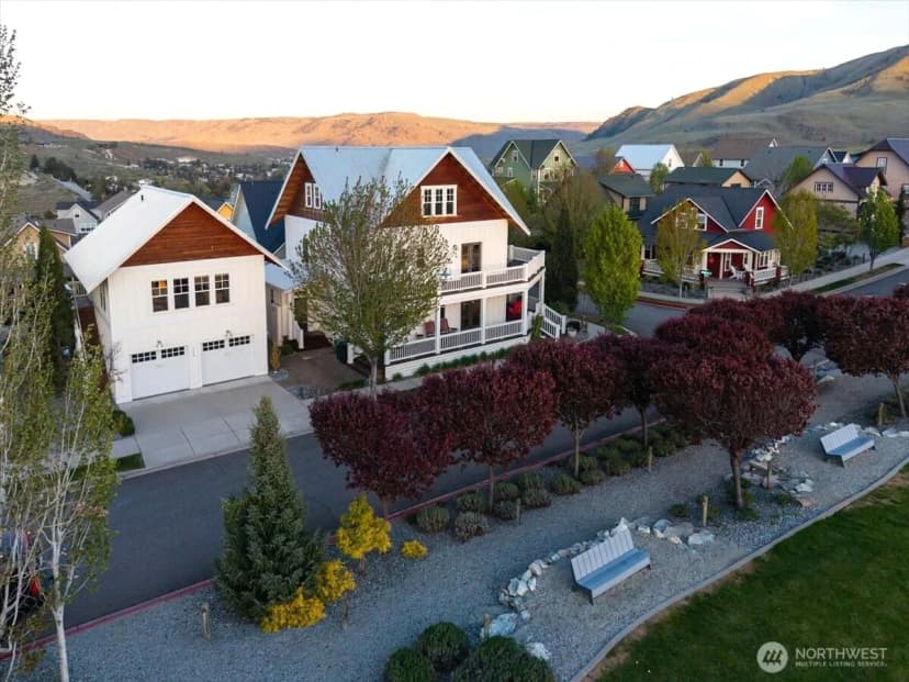Property photo for 108 Jackrabbit Lane, Chelan photo 3