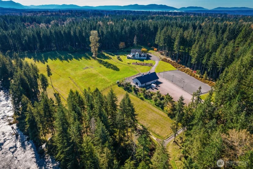 Property photo for 12907 Moss Creek Lane Ne, Carnation photo 39