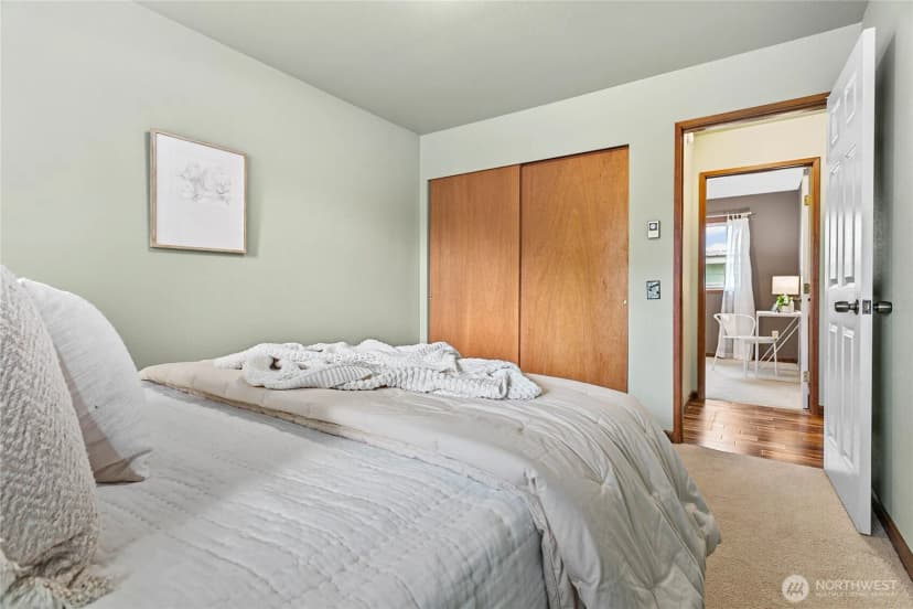 Property photo for 2716 Elm Street, Bellingham photo 17