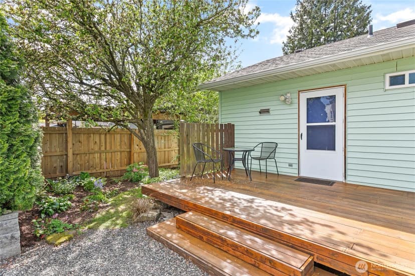 Property photo for 2716 Elm Street, Bellingham photo 24
