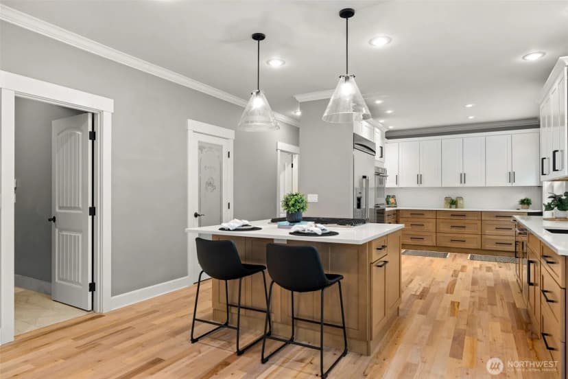Property photo for 1300 N 27th Place, Renton photo 8