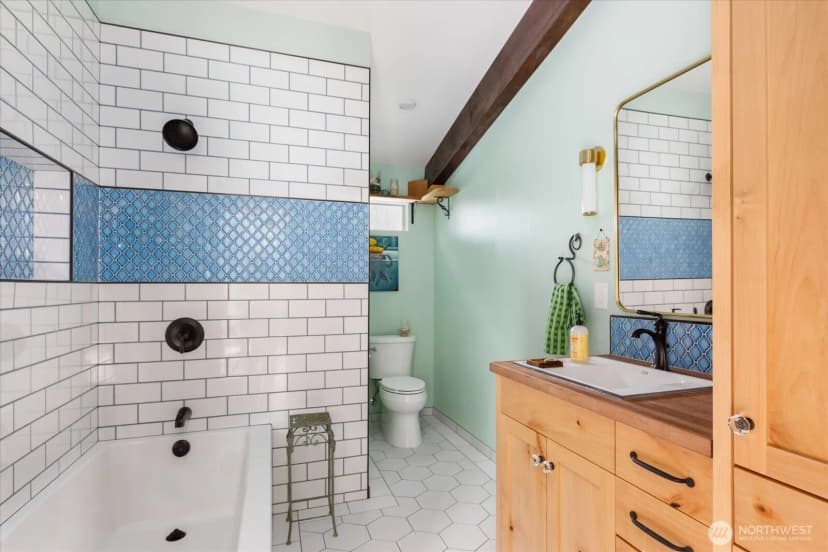 Property photo for 5287 Maxwelton Road, Langley photo 18